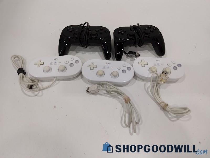 Nintendo Classic & Pro Classic Controllers for Nintendo Wii