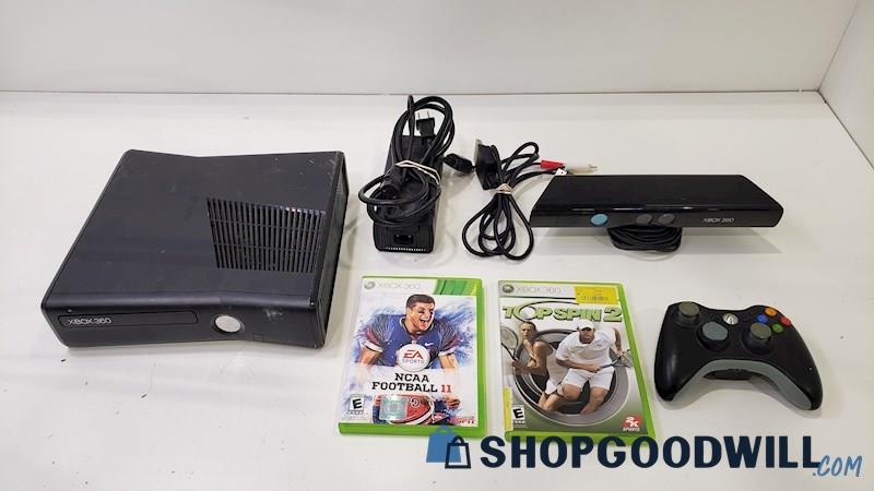 XBOX 360 S Console w/Game, Cords, & Controller 