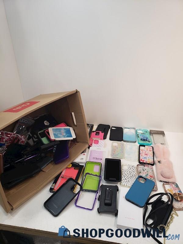 9lbs of Cell Phone Cases, Holsters, Belt Clips, iPhone, Some IOP Variety Brands