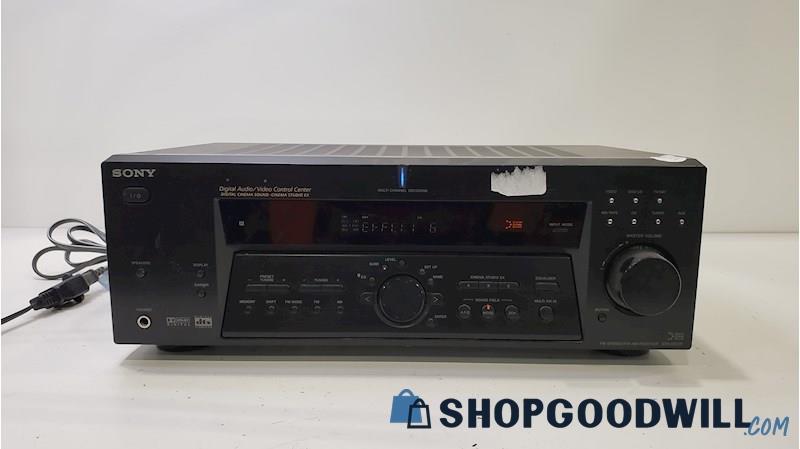 Sony FM Stereo/FM-AM Receiver STR-DE575 - Powers On
