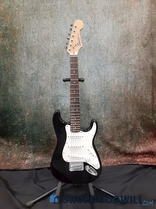 Fender Squire Mini Strat Black Electric Guitar w/Case + More SN#ICS12072374