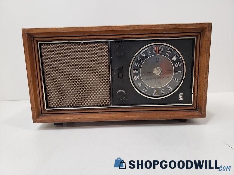 Motorola Vintage radio DOES NOT WORK 