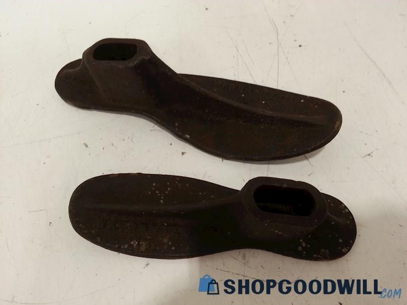 Antique Warranted 17 & 18 Cast Iron Shoe Forms