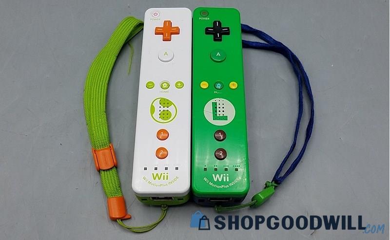 Yoshi & Luigi Nintendo Wii Remote Plus Controllers