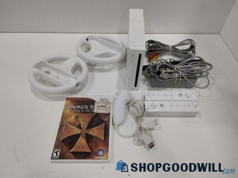 Nintendo Wii Console W/Game, Cords and Controllers-Powers on
