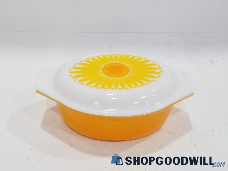 Pyrex 1.5qt Casserole Dish W/ Lid Daisy Pattern Yellow/orange Floral ...