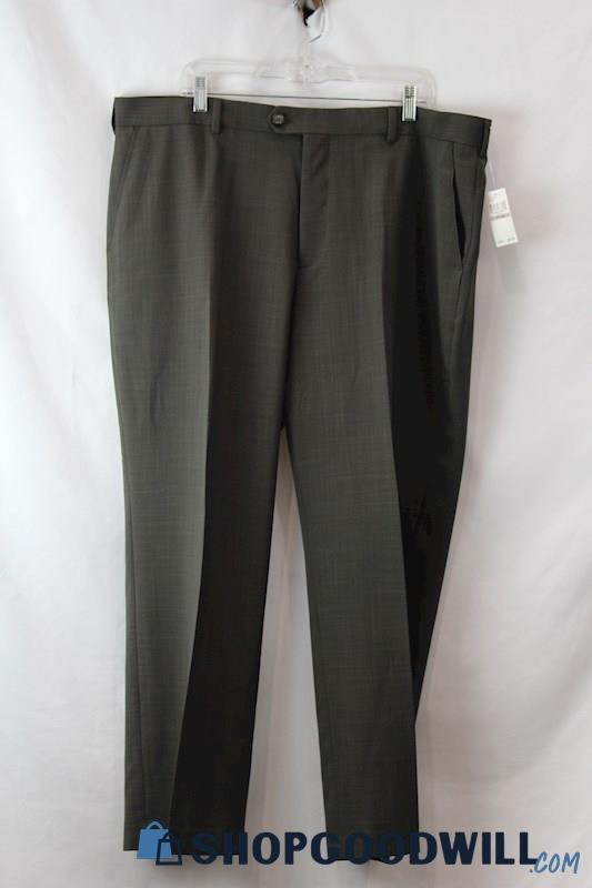 NWT IZOD Men's Brown Straight Leg Flat Front Dress Pant SZ 42x30