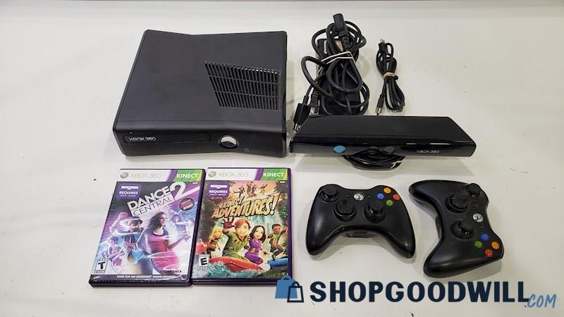 XBOX 360 S Console w/Game, Cords, + Controller 