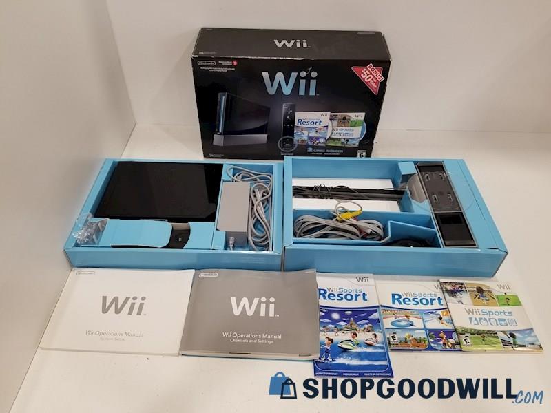 Nintendo Wii RVL-001 Black Wii Sports/Resort Bundle IOB - TESTED