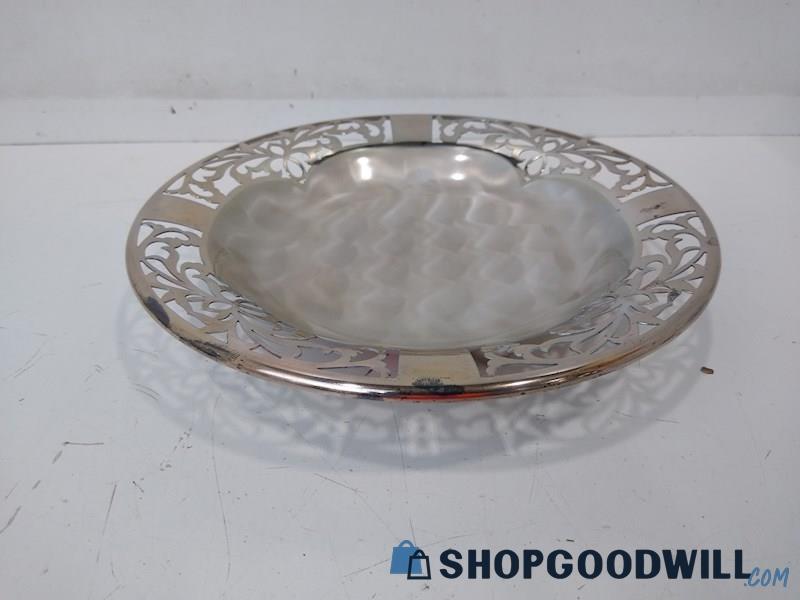 Modern Silver Plated Tarnish Resistant Dish With 3 Footed Base