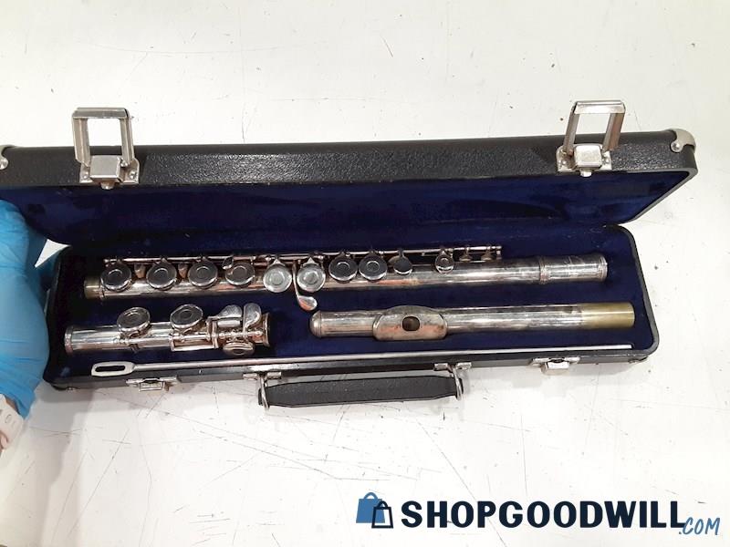 Armstrong Flute SN#104P7949 w/Case