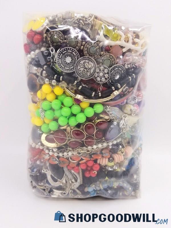 A Collection of Costume Jewelry Styles 7.6lbs