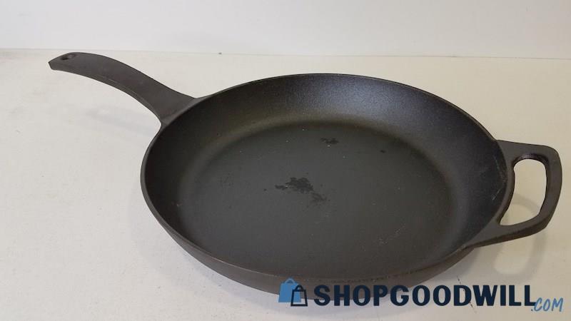 Vintage Bobby Flay 10 in / 25.4 cm Cast Iron Pan - Skillet Black Kitchenware