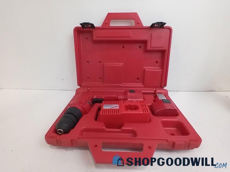 10LBS Milwaukee Cordless Drill & Charger Red Tools PWRS ON