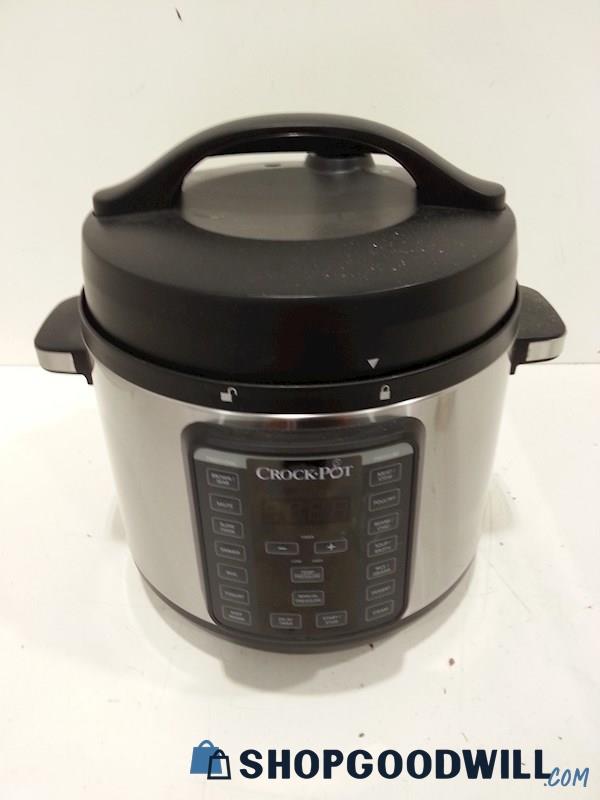Crockpot Pressure Cooker Model SCCPPC800-V1 Powers On