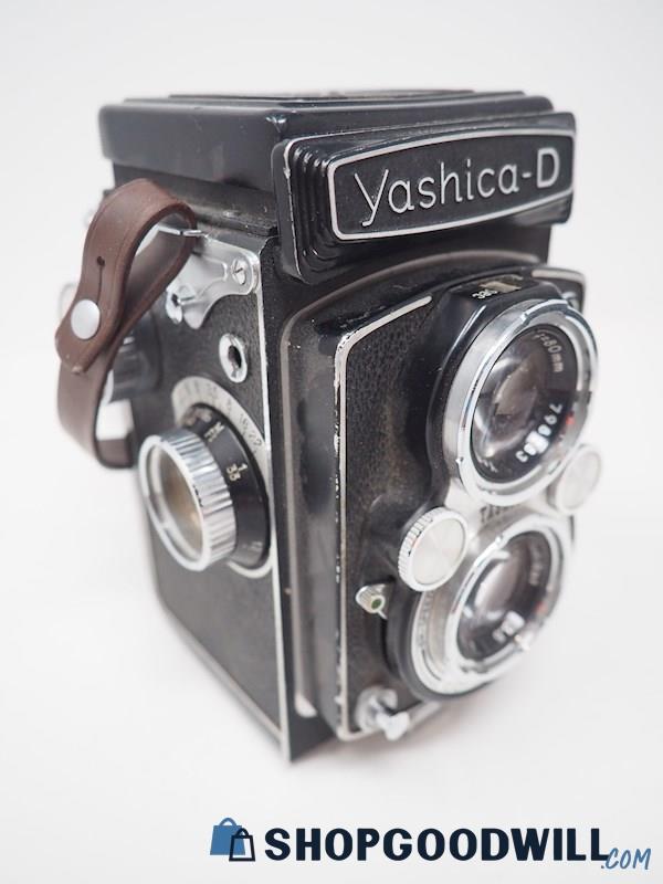 Vintage Yashica-D 6x6 TLR Film Camera w/Yashikor 80mm Lens SN: D7101065