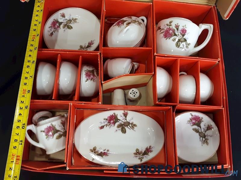 Vintage Craigstan Miniature Porcelain Floral Dinner Tea Set, 40049 IOB