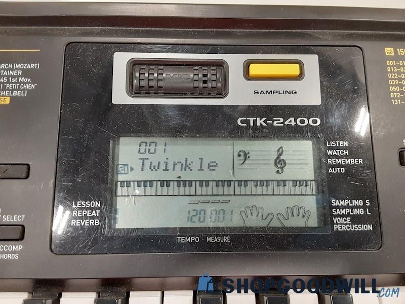 Casio CTK-2400 Digital Electronic Piano Keyboard POWERS  ON
