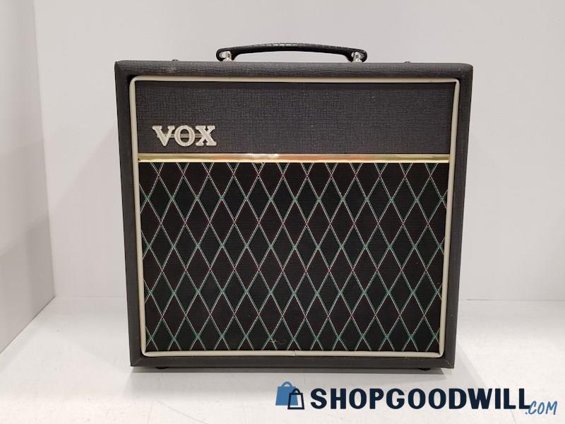 VOX Guitar Amplifier Model V9158 - POWERS ON