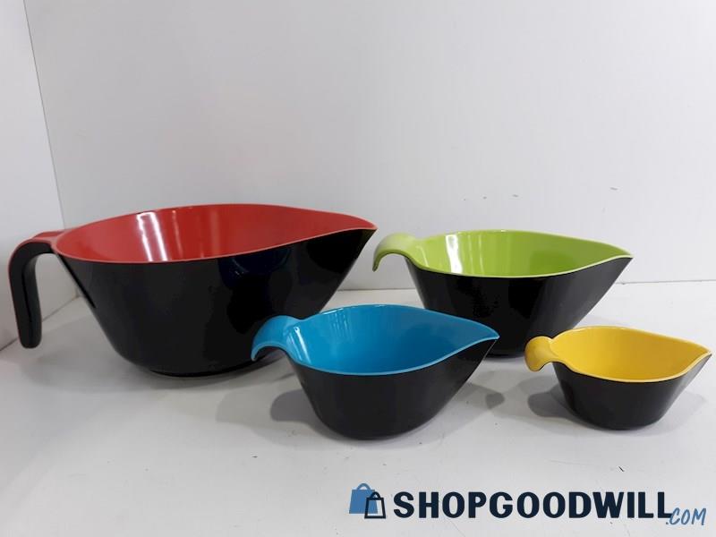 4 Piece Multicolor Plastic Measuring Cups / Baking Nesting Mixing Bowls