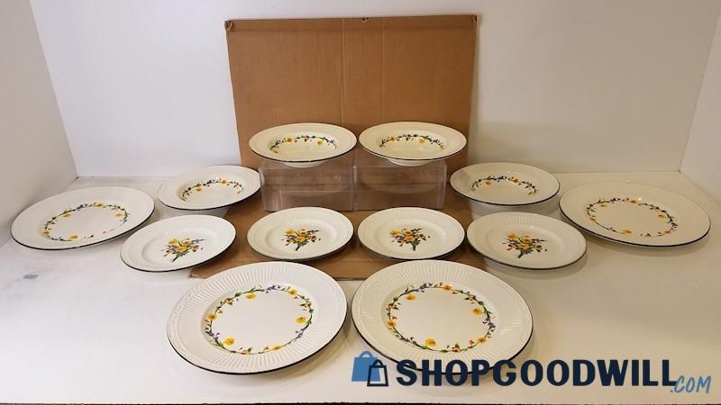 12pc Mikasa Italian Meadow Yellow Floral Soup Bowls Dessert/Dinner Plates