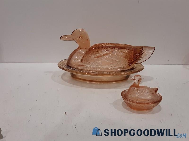 4 PC Salmon Colored Bird Glass Serving Dishes UNBRANDED