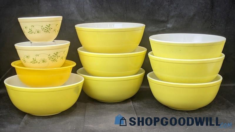 10pcs PYREX Yellow Mixing Bowls Lot 