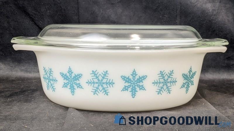 2pcs PYREX Turquoise On White Snowflake Oval Baking Dish 043 W/ Lid
