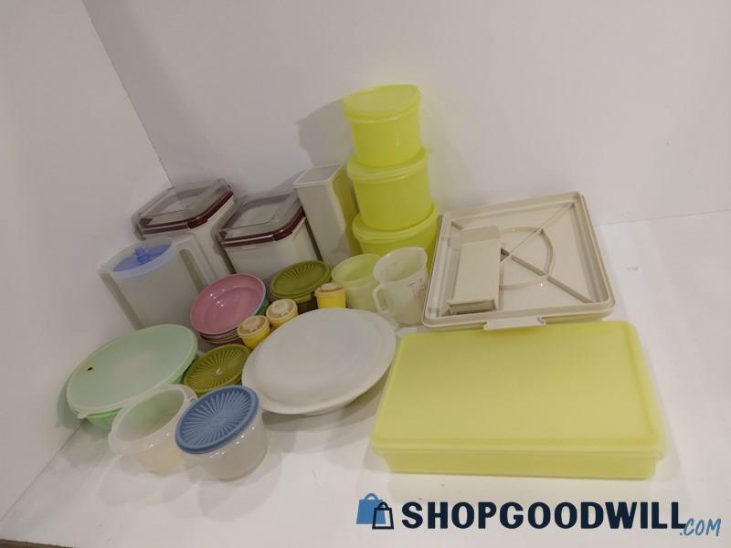 Tupperware Kitchen Table Ware Containers Bowls Salt Pepper Shakers+More
