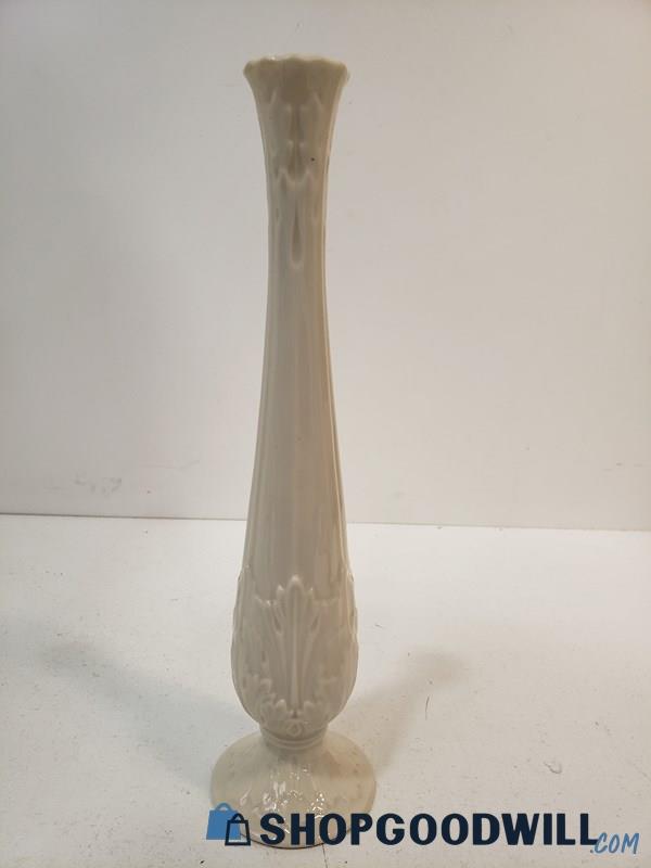 Vintage Lenox USA Ivory Porcelain Woodland Collection Vase Embossed Design 11