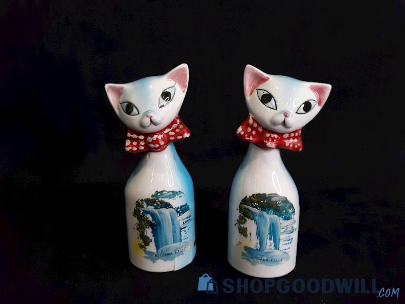 Vintage Siamese Cats Ceramic Salt and Pepper Shakers