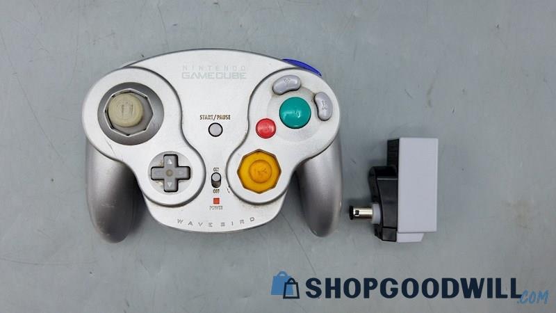  Platinum Nintendo GameCube WaveBird Wireless Controller w/ Dongle - Powers On