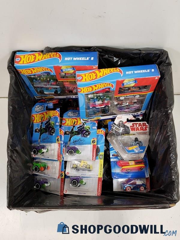 47ID#) Die-Cast Toy Car Grab Box 32 Pound Lot - Hot Wheels, Matchbox & MORE
