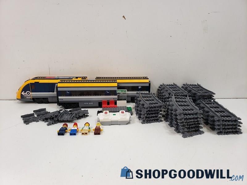 Lego City 60197 Passenger Train NO BOX / INSTRUCTIONS FOR PARTS 