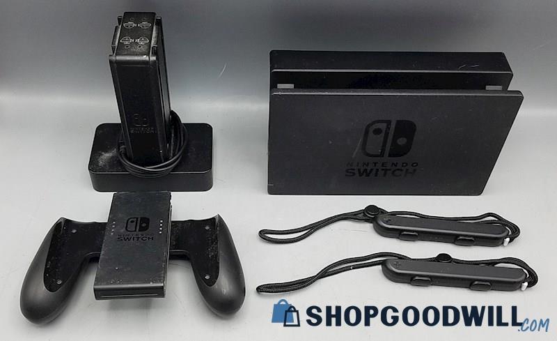  Nintendo Switch & 3rd-Party Accessories: Dock Joy-Con Grip Wrist Straps +