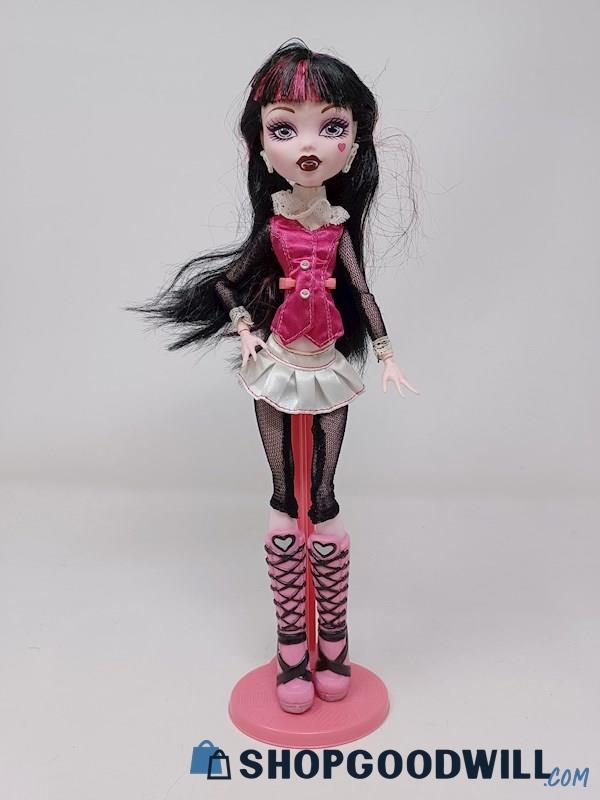 Monster High Draculaura First Wave 2010 Mattel Doll With Outfit