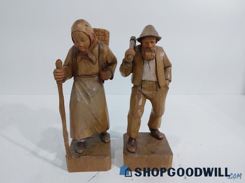2PCS VTG Hand Carved Wooden Sculptures Figurines Farmers Couple Hiking 