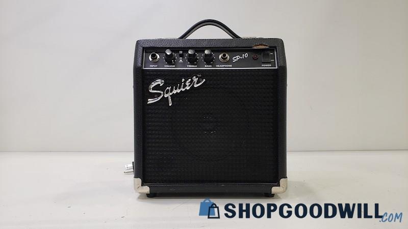 Squier by Fender SP.10 Guitar Amplifier - Powers On 