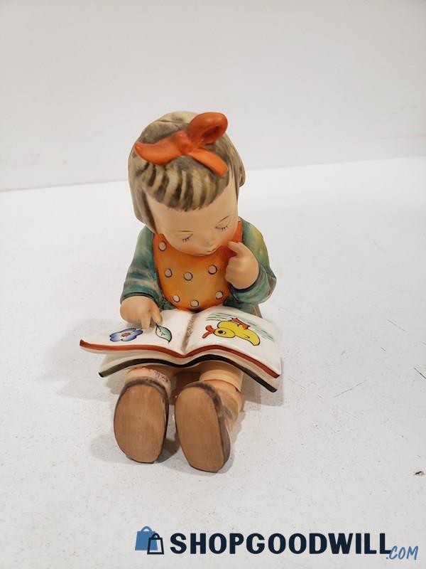 Hummel Bookworm Girl Sitting Down Reading Book Figurine 