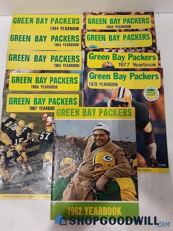 Lot of GREEN BAY PACKERS Yearbooks - 1962 to 1978
