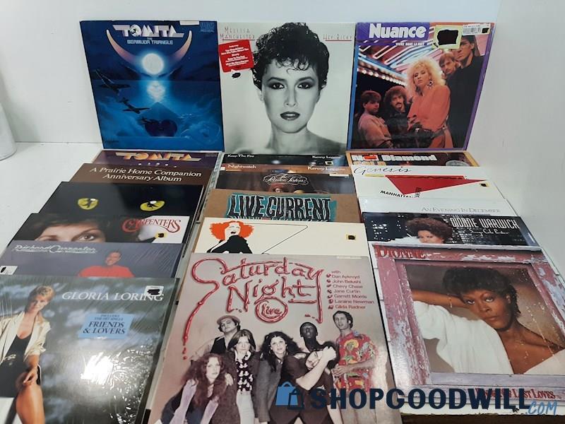 21 Popular LPs All Like New Gloria Loring Dionne Warwick Genesis Kenny Loggins +
