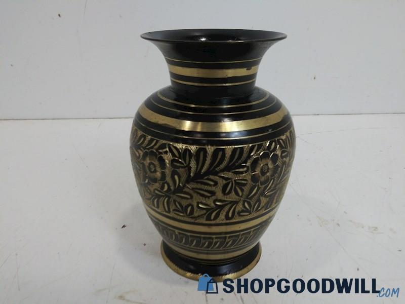 Black and Gold like Vase Flower Design Dish 5-6