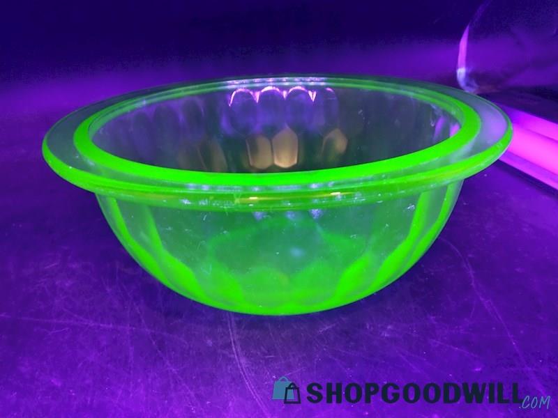 Vintage Large Uranium Green Vaseline Glass Mixing Bowl Ribbed Pattern