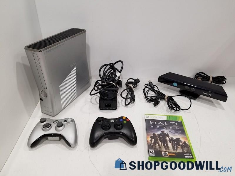 XBOX 360 S Halo Reach Console w/ Game, Cords, Controllers - TESTED