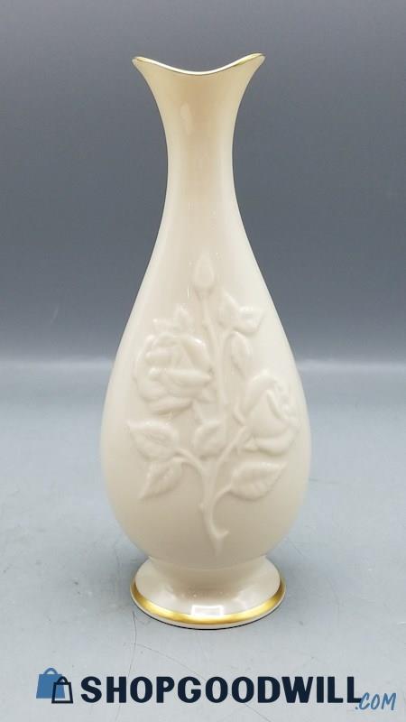 (G) VTG White Lenox Sharon Bud Vase