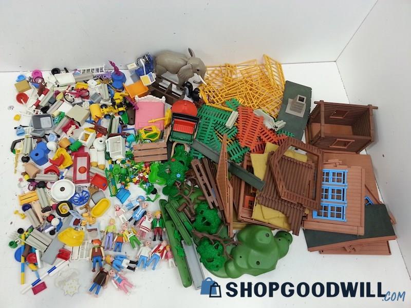9lbs Playmobil Mixed Lot Buildings/Greenery/People/Fence Parts/More