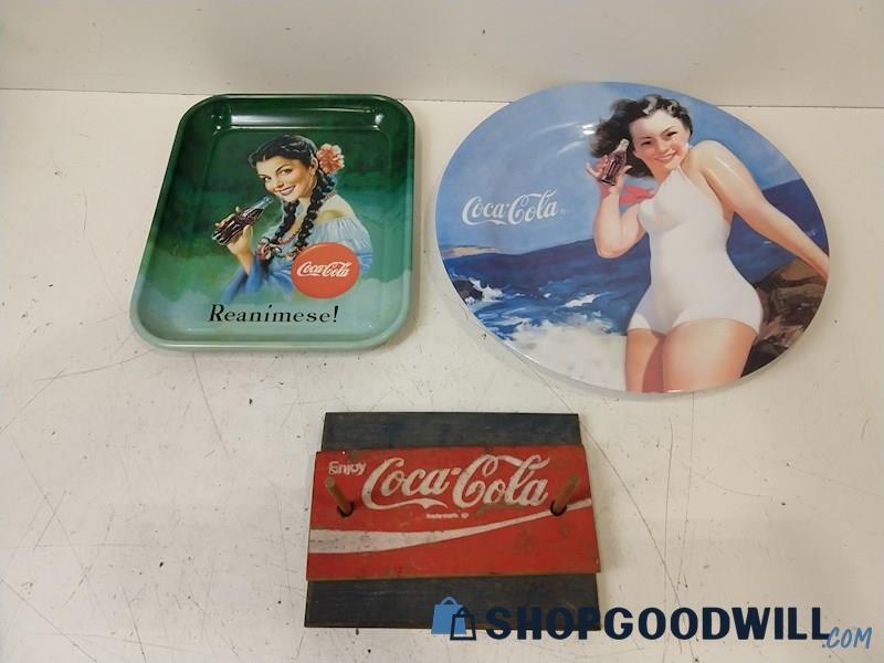 3pc CocaCola Serving Tray/Plate & Sign 1992-2002 Metal/Plastic/Wood Home Décor