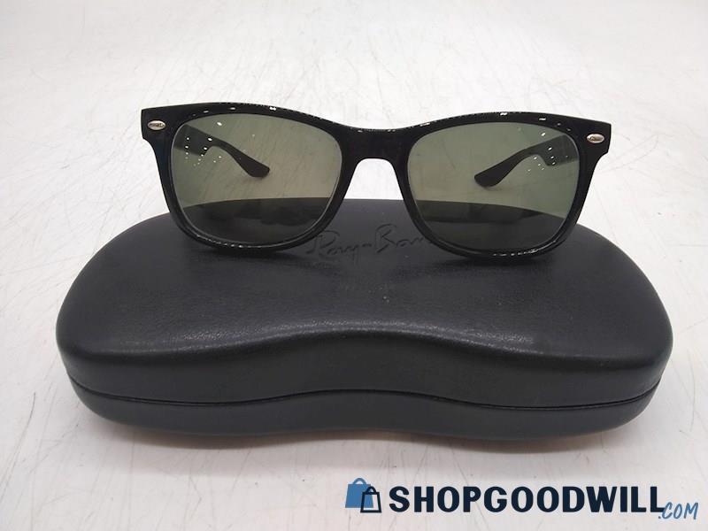 Ray Ban Junior's Black Plastic Wayfarer Frame Sunglasses 