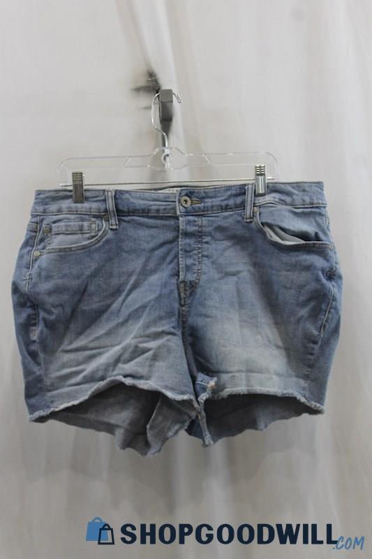 Torrid Women's Blue Denim Short SZ 18