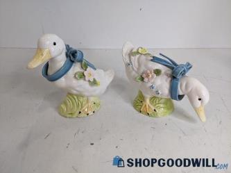 2pc Pair Of Geese/Ducks W/Bows & Flowers White Blue Yellow Vintage